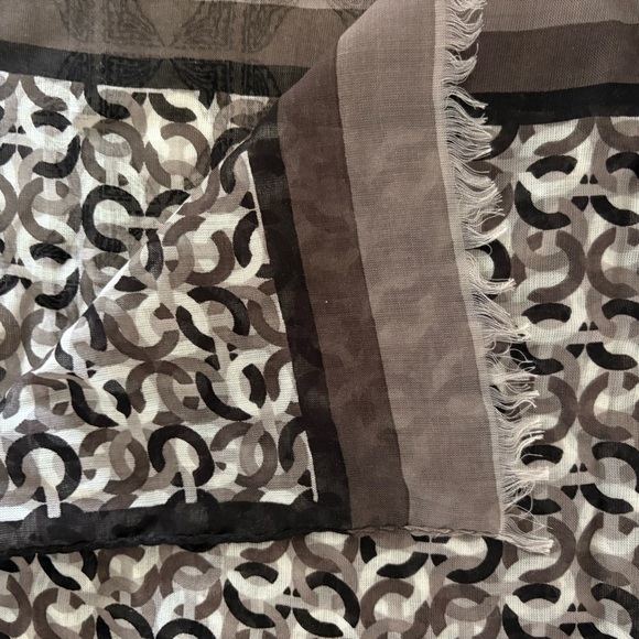 NWT COACH Scarf - Picture 4 of 13